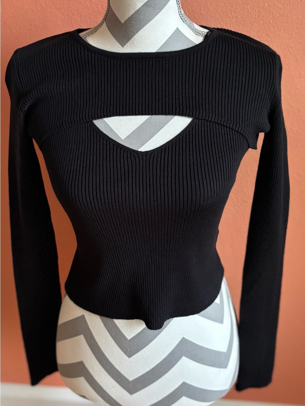 MARBLE Black Ribbed Long-Sleeve Top with Front Cutout